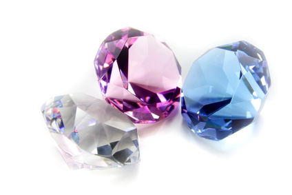 ファンシーカラー・ダイヤモンドの色は多種多様